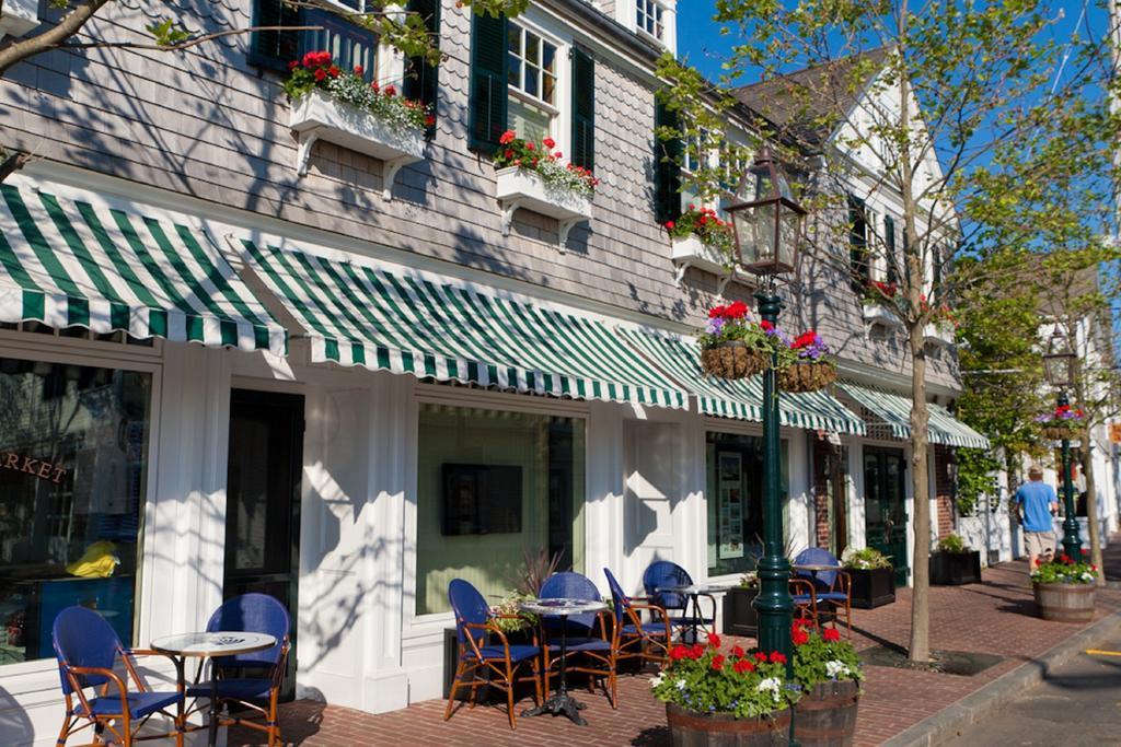 Vineyard Square Hotel And Suites エドガータウン エクステリア 写真