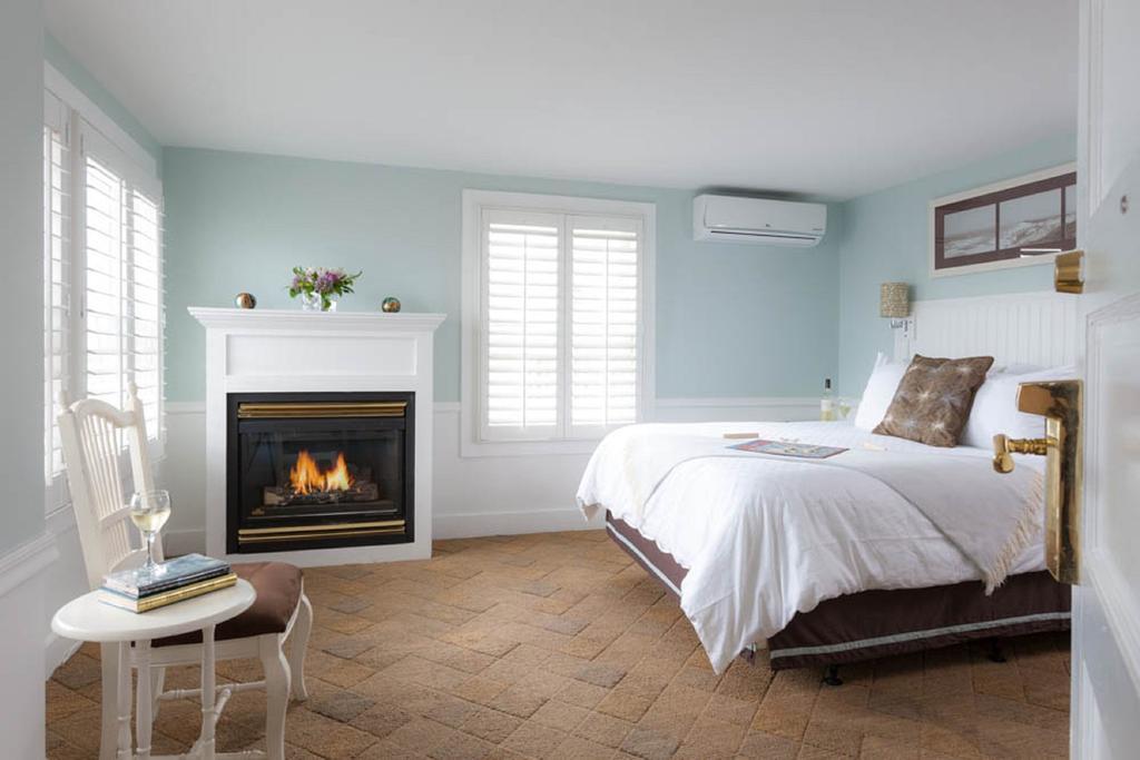 Vineyard Square Hotel And Suites エドガータウン 部屋 写真