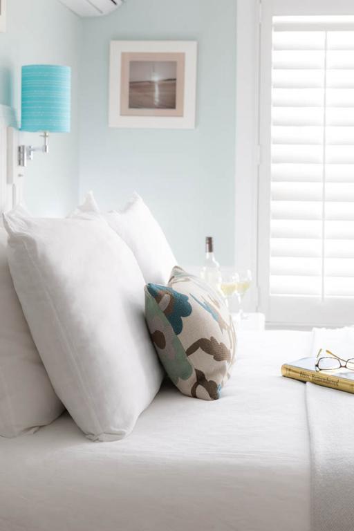 Vineyard Square Hotel And Suites エドガータウン 部屋 写真